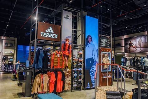 unicenter adidas